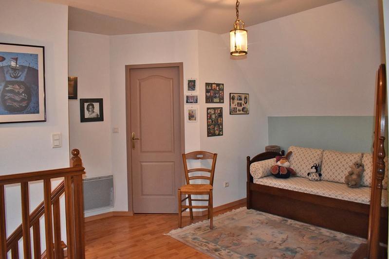 Maison - 201 m² - 5 pièces