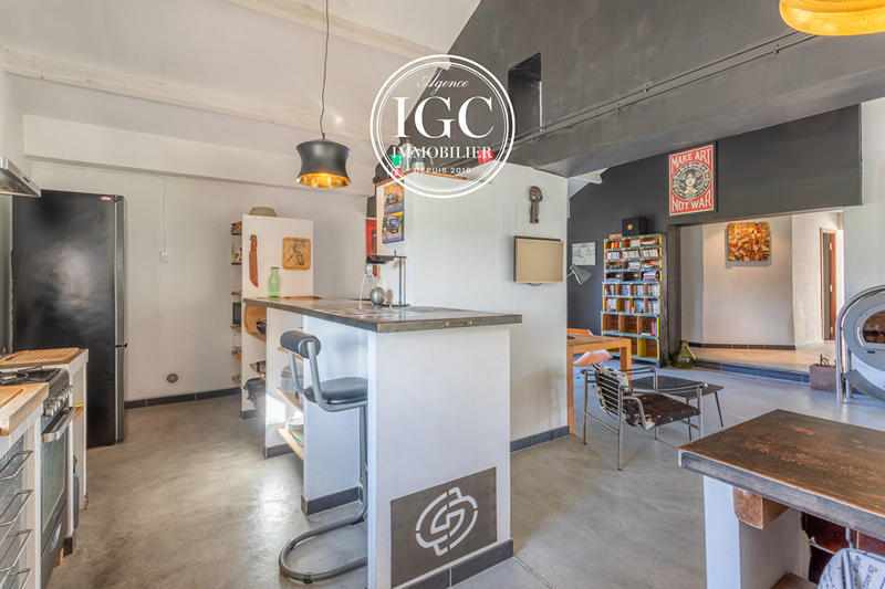 Villa - 240 m² - 5 pièces