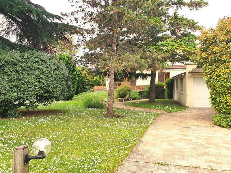 Maison contemporaine - 97 m² - 6 pièces