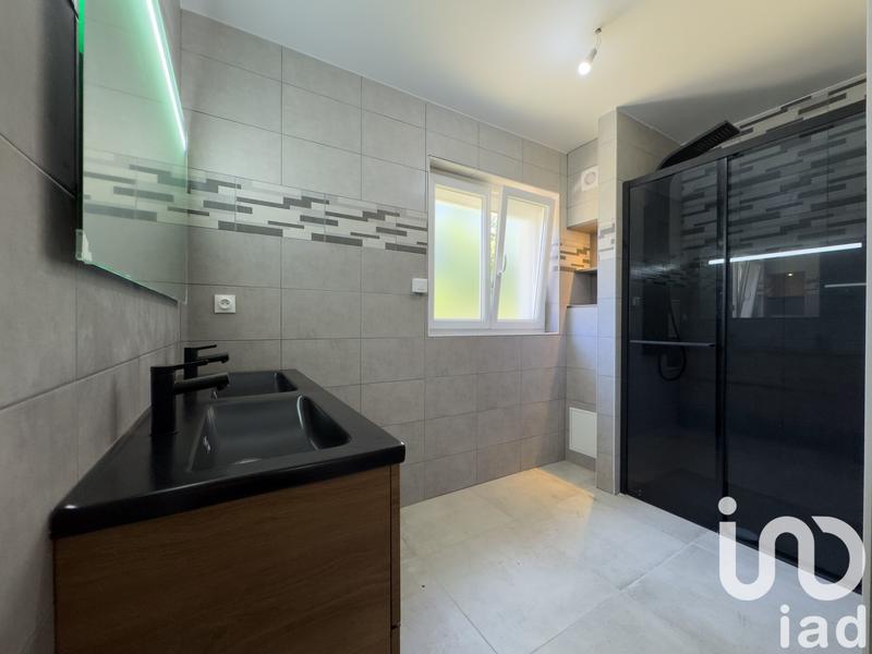 Maison - 195 m² - 10 pièces