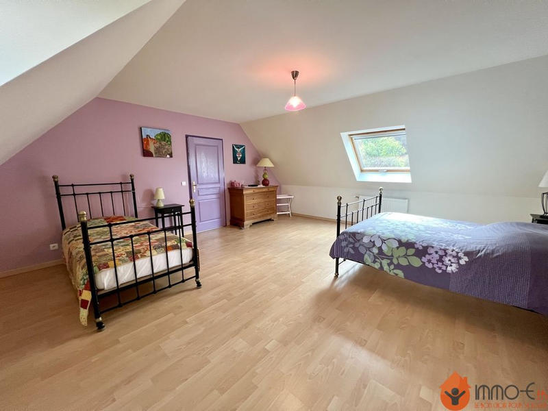 Maison - 296 m² - 7 pièces