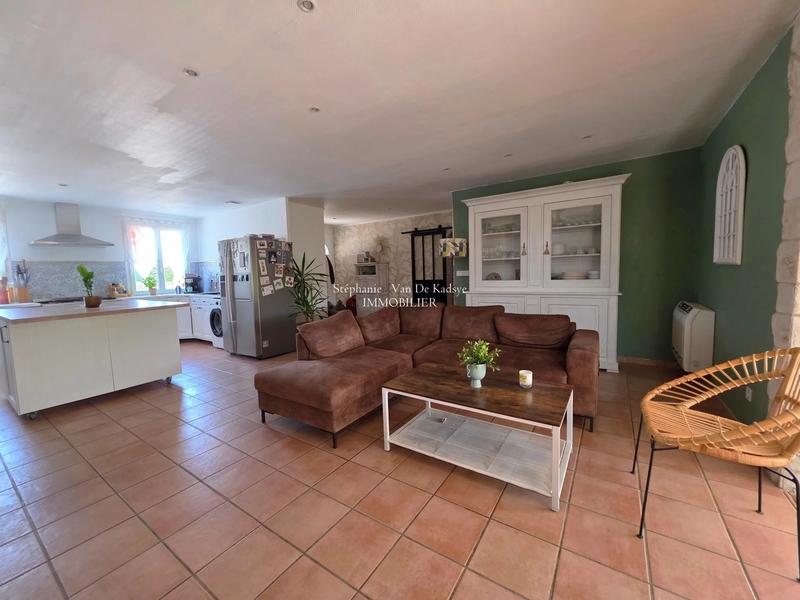 Villa - 100 m² - 5 pièces