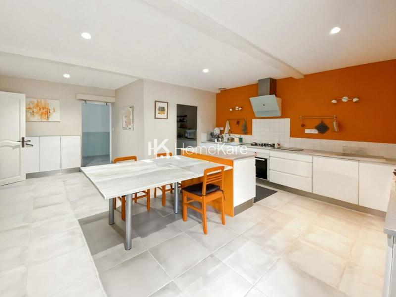 Ferme - 240 m² - 8 pièces