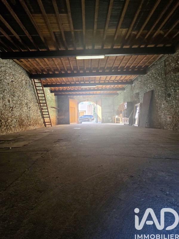 Ferme - 200 m² - 2 pièces