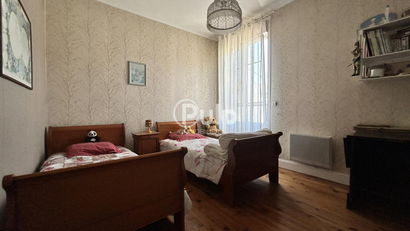 Maison - 142 m² - 7 pièces