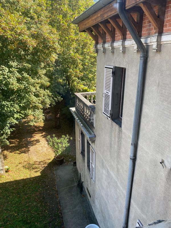 Maison - 410 m² - 11 pièces