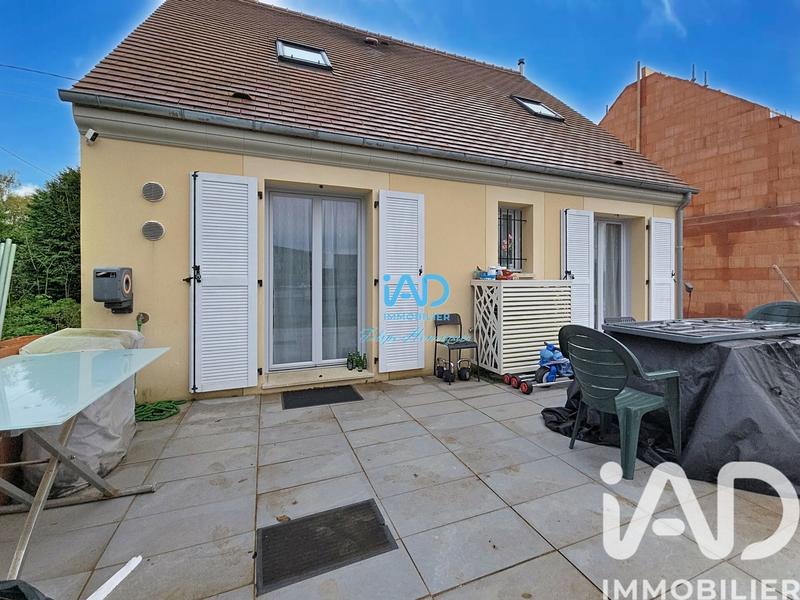 Maison - 91 m² - 5 pièces