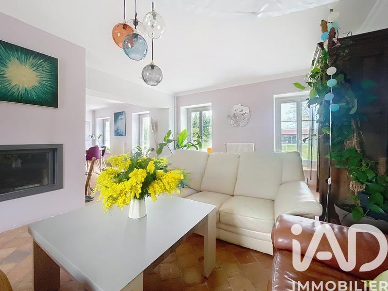 Maison - 184 m² - 9 pièces