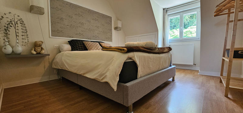 Maison - 216 m² - 8 pièces