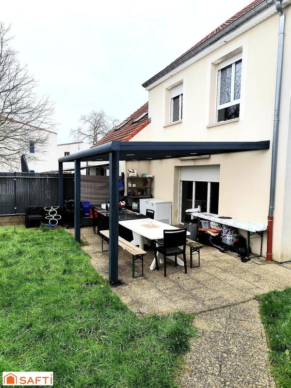 Maison - 92 m² - 5 pièces