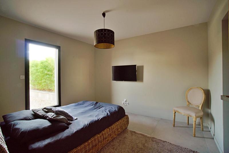 Maison - 250 m² - 7 pièces