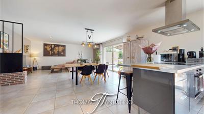 Maison - 125 m² - 5 pièces