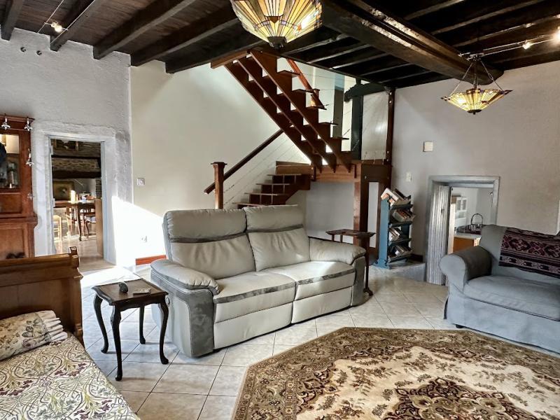 Longère - 222 m² - 8 pièces