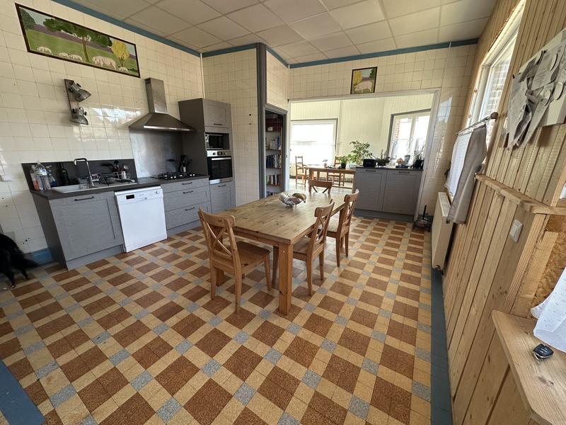 Maison ancienne - 231 m² - 9 pièces