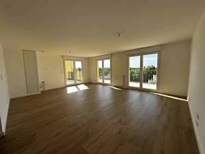 Appartement - 106 m² - 5 pièces