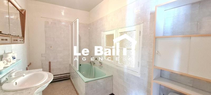 Maison - 93 m² - 5 pièces
