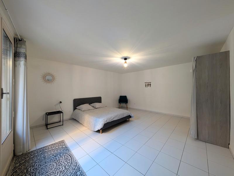 Immeuble - 125 m² - 6 pièces