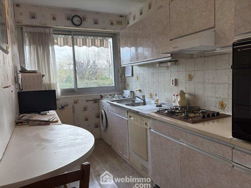 Appartement - 85 m² - 3 pièces