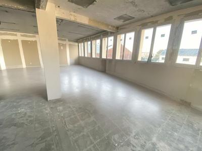 Bureau - 200 m²