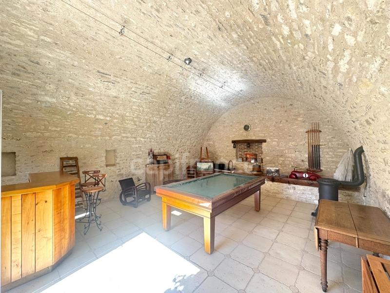 Propriété - 230 m² - 7 pièces