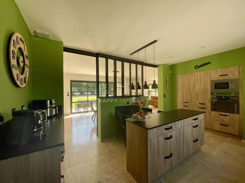 Villa - 195 m² - 6 pièces