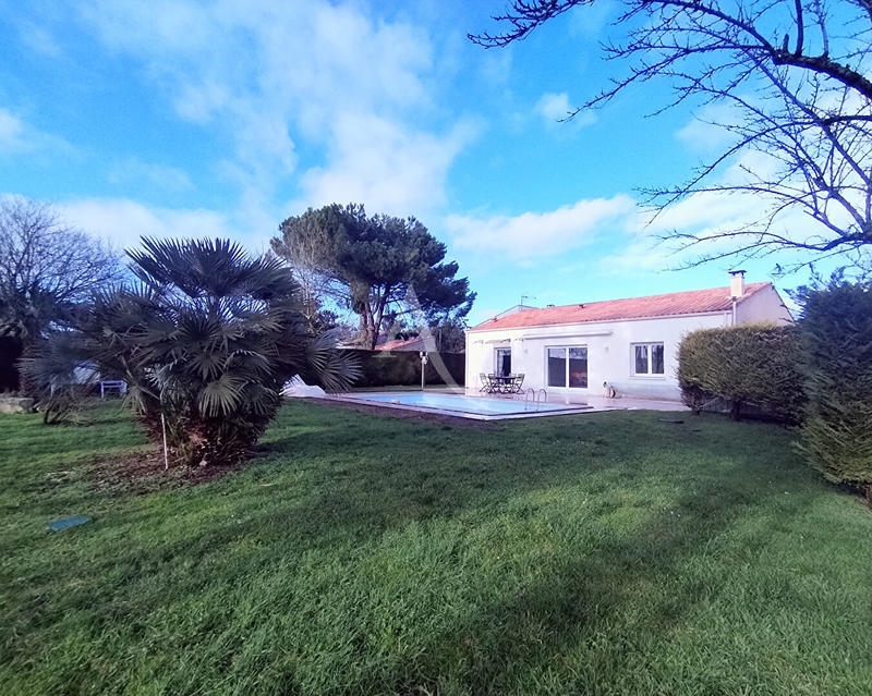 Maison - 142 m² - 3 pièces