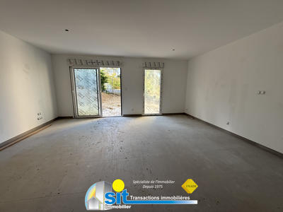 Maison - 83 m² - 5 pièces