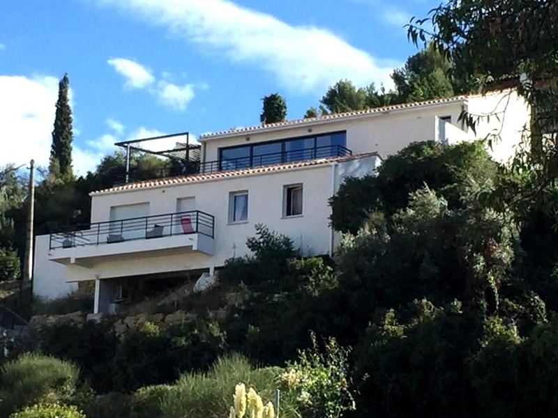 Maison - 208 m² - 6 pièces