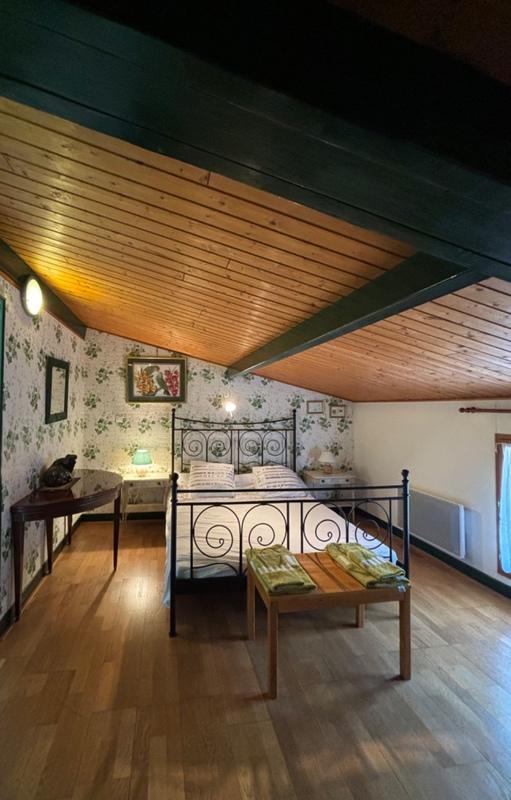 Propriété - 310 m² - 12 pièces