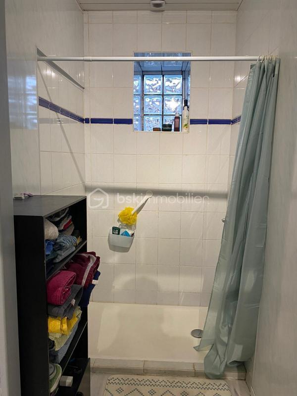 Maison - 96 m² - 3 pièces