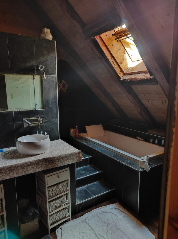 Appartement - 100 m² - 3 pièces