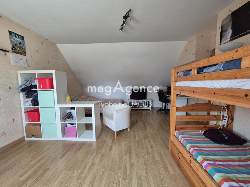 Maison - 172 m² - 8 pièces