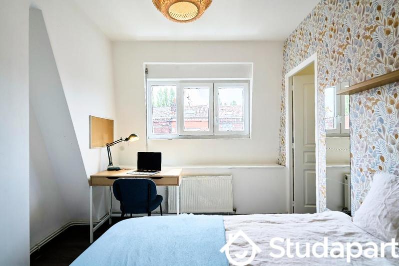 Chambre - 12 m² - 1 pièce