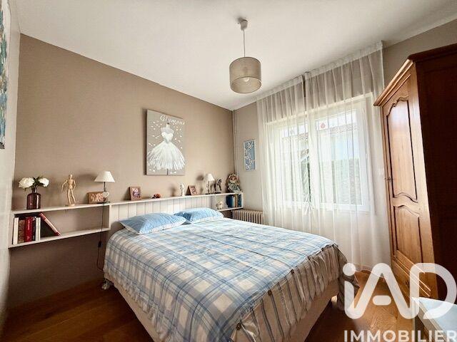 Maison - 184 m² - 6 pièces