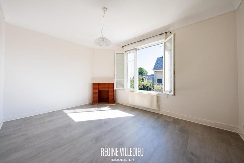 Maison - 93 m² - 5 pièces