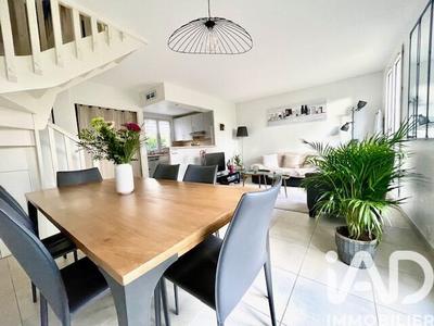 Duplex - 65 m² - 4 pièces