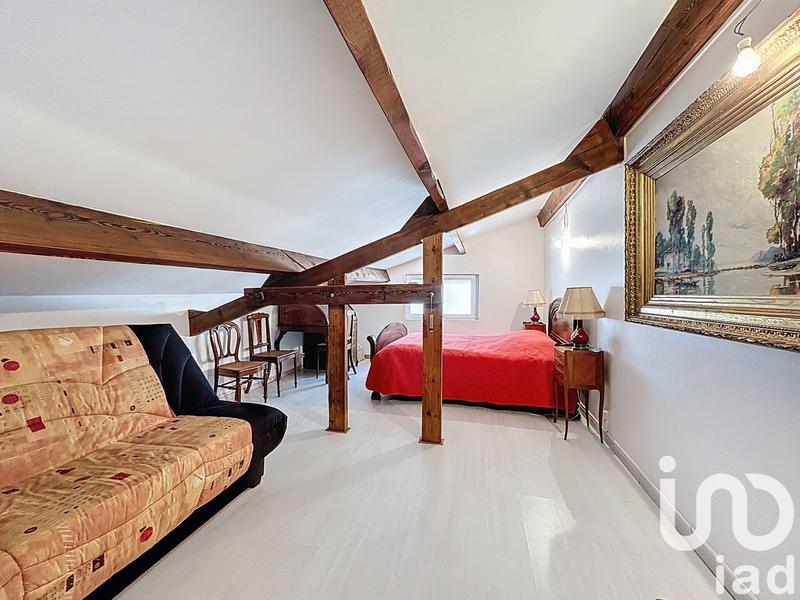 Appartement - 210 m² - 7 pièces