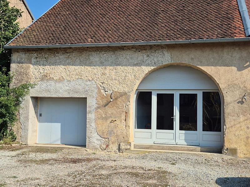 Demeure - 260 m² - 6 pièces