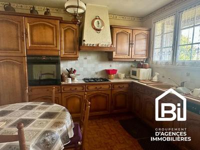 Maison - 137 m² - 7 pièces