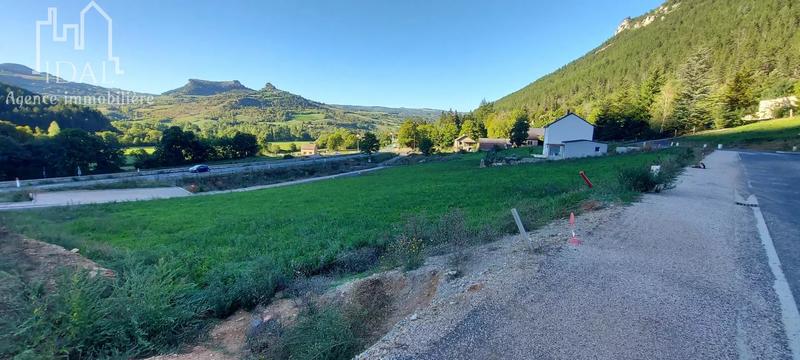 Terrain constructible - 904 m²