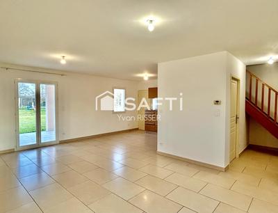 Maison - 96 m² - 4 pièces
