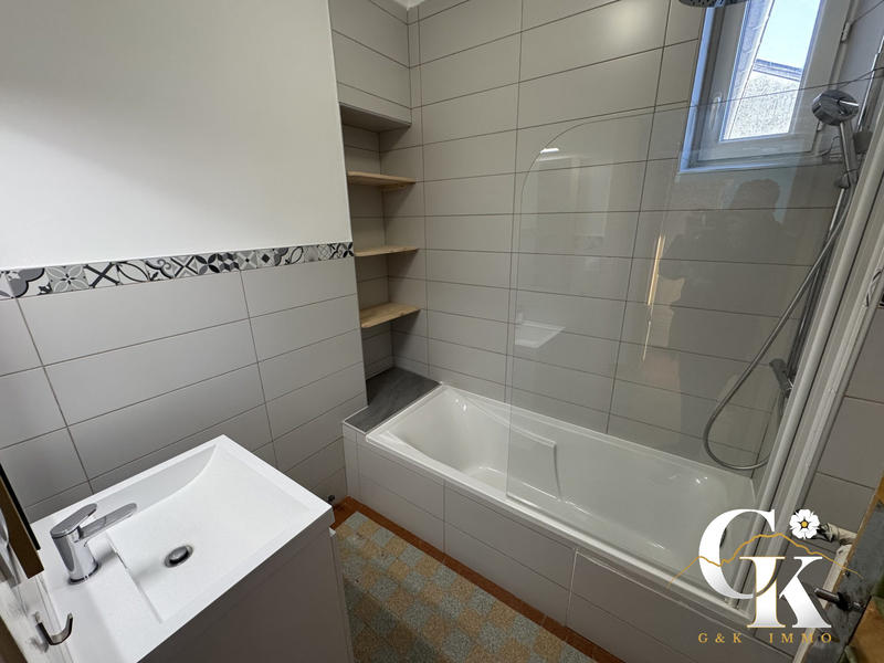 Appartement - 72 m² - 2 pièces