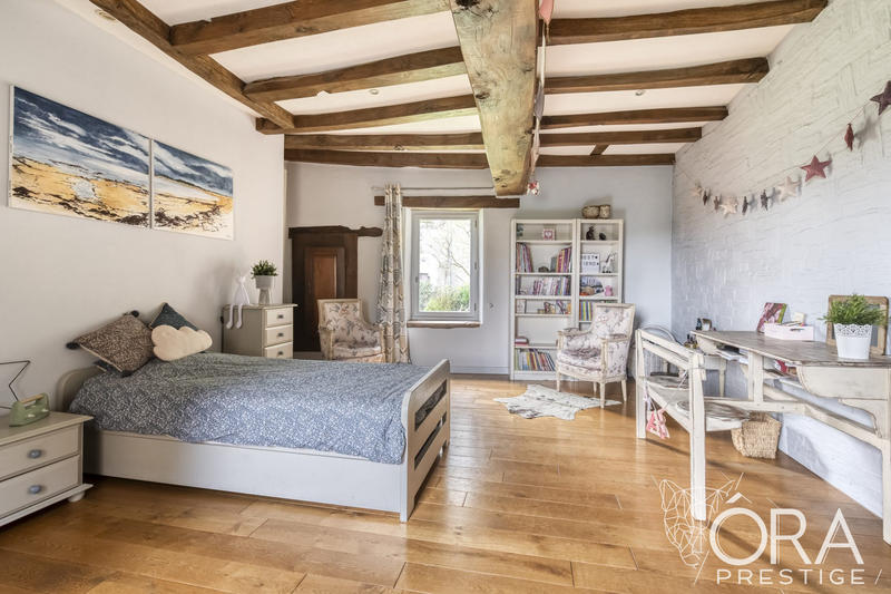 Maison ancienne - 233 m² - 8 pièces