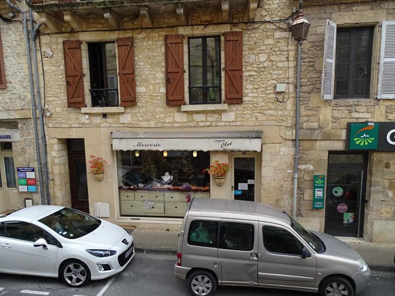 Immeuble - 121 m² - 6 pièces