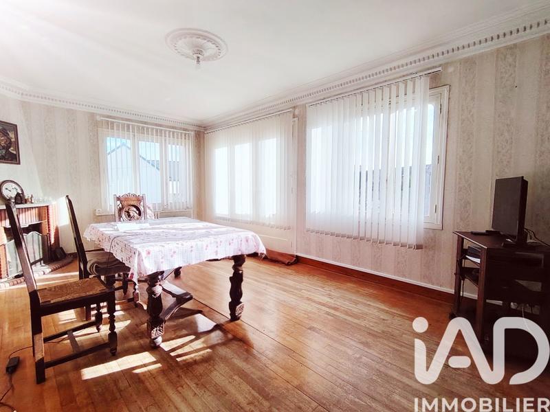 Maison - 160 m² - 10 pièces