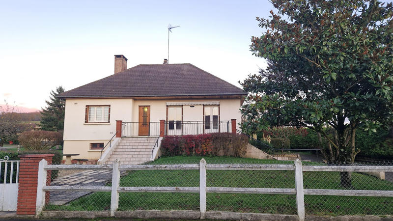 Maison - 99 m² - 4 pièces