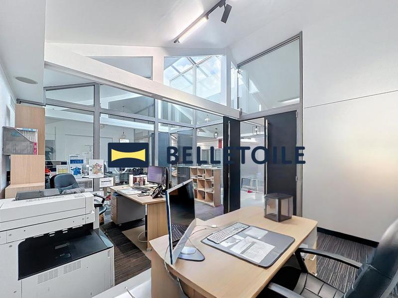 Local commercial - 472 m²