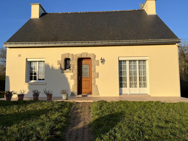 Maison - 92 m² - 5 pièces