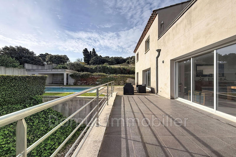 Maison - 165 m² - 7 pièces