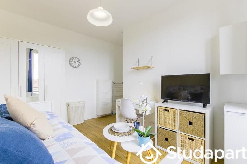 Chambre - 10 m² - 1 pièce